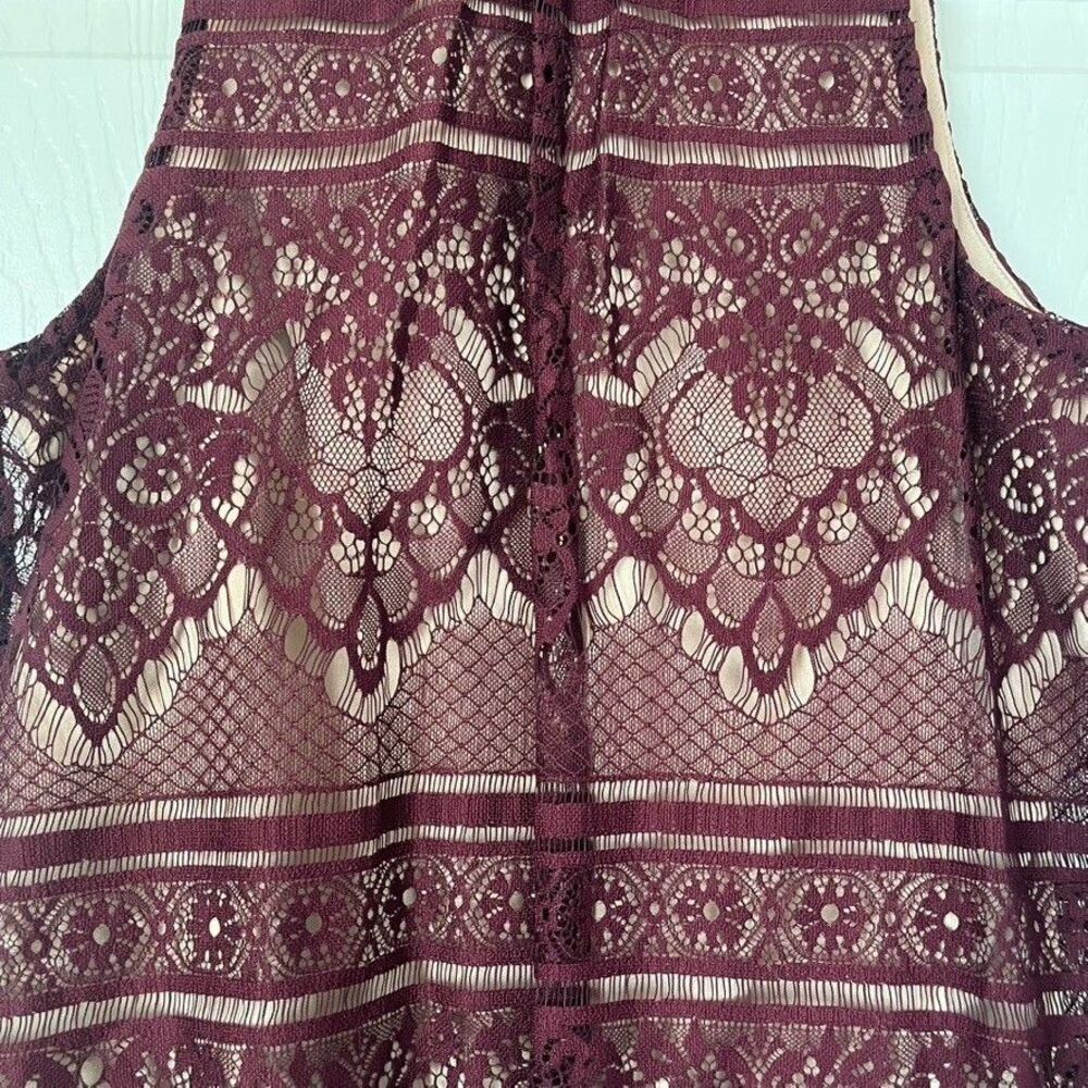 Lauren Conrad Eyelash Lace Tops Medium Burgundy Blue High Neck Romantic - Picture 9 of 11